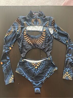 Badinka 2 piece set